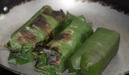 Nem nướng lá ổi trong ký ức của những người xa quê 